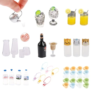 1/2/3/4/10 adet 1: 12 Evcilik Minyatür Mini Limon Suyu çay seti şarap şişeleri Cam Bardak vakum bardak Dollhouse Aksesuarları