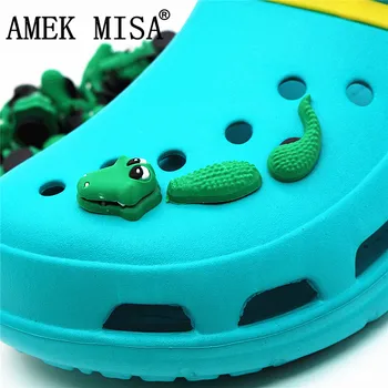 3 Adet bir Set Ayakkabı Süslemeleri Yenilik Sevimli PVC Hayvan 3D Timsah bahçe ayakkabısı Aksesuarları Croc Tokaları Charm Süsler 3D-ey03