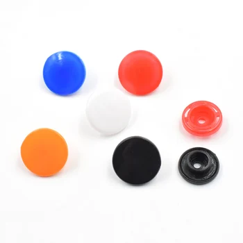50 Takım / torba Plastik Reçine düğmeler Basın araçları Damızlık Bez Bebek Bezi Metal Pense Kullanılan for10/12 / 15mm Raptiye Snaps Düğmeler Pense.